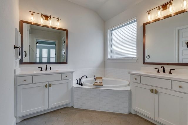 9613 Boulder Point Road, Oak Point, TX 75068