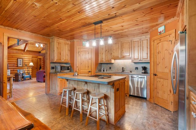 125 Luek Ln, Hot Springs, AR 71913