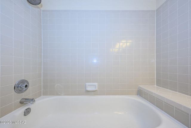 10127 E Arizmo Street, Tucson, AZ 85748