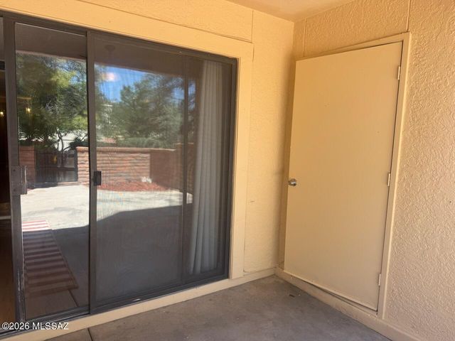 10127 E Arizmo Street, Tucson, AZ 85748