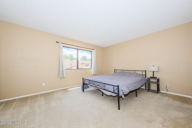 10127 E Arizmo Street, Tucson, AZ 85748