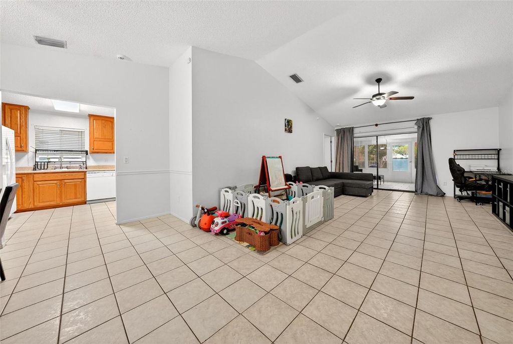 Image 16 of property listing at 5107 DEER CREEK DRIVE, Orlando, FL 32821