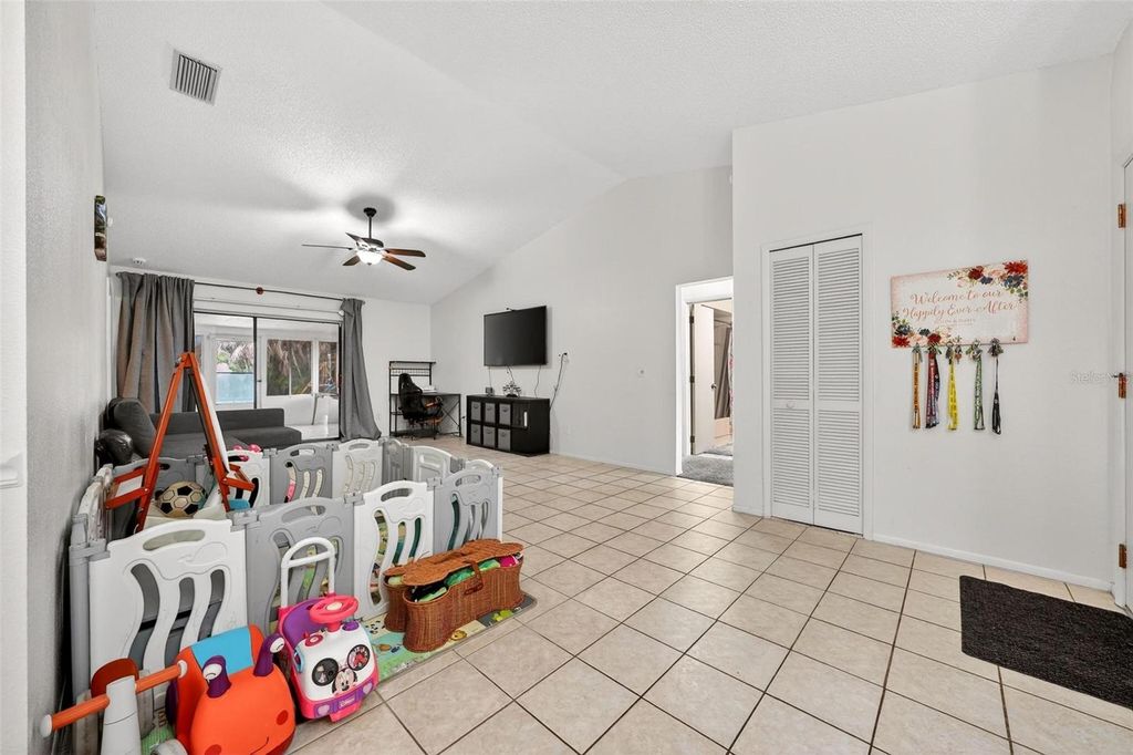 Image 17 of property listing at 5107 DEER CREEK DRIVE, Orlando, FL 32821