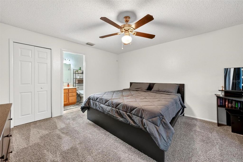 Image 19 of property listing at 5107 DEER CREEK DRIVE, Orlando, FL 32821