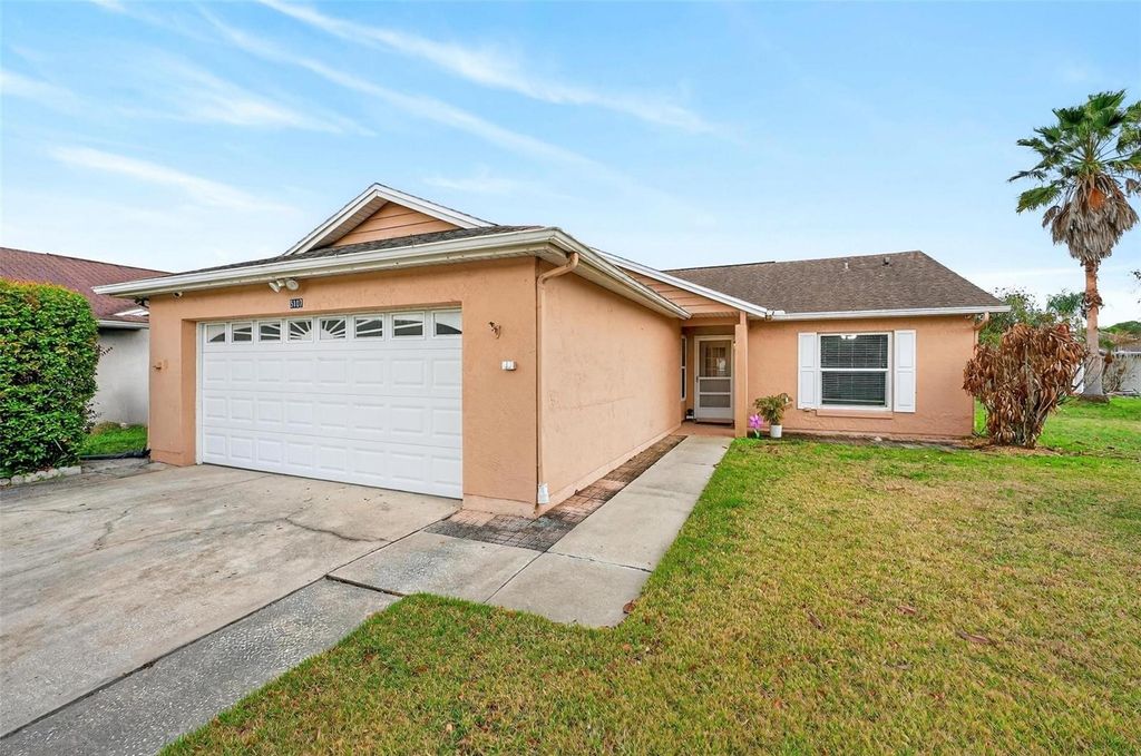 Image 4 of property listing at 5107 DEER CREEK DRIVE, Orlando, FL 32821