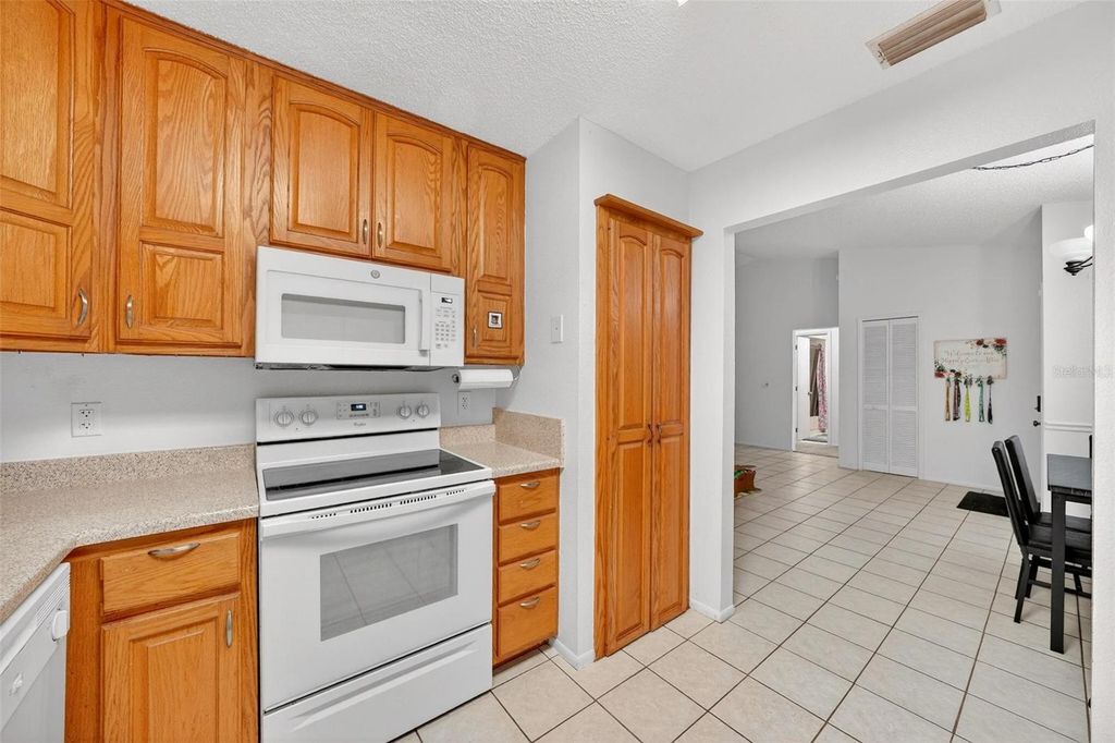 Image 35 of property listing at 5107 DEER CREEK DRIVE, Orlando, FL 32821