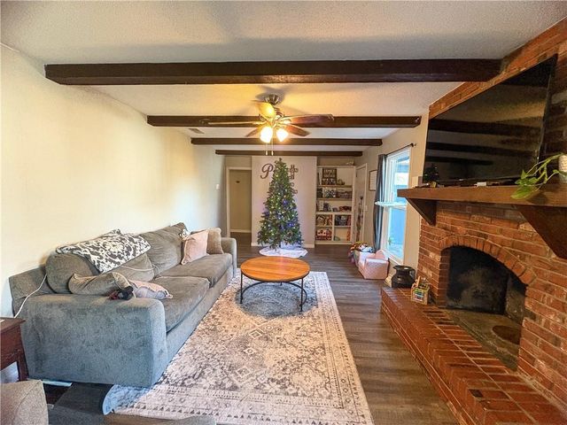 818 Sycamore Street, Lacygne, KS 66040