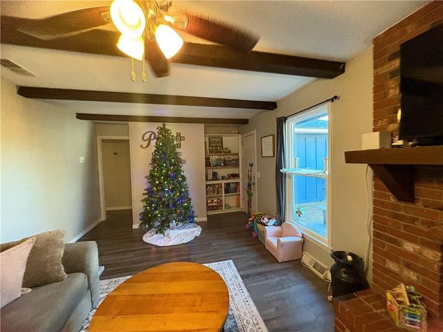 818 Sycamore Street, Lacygne, KS 66040