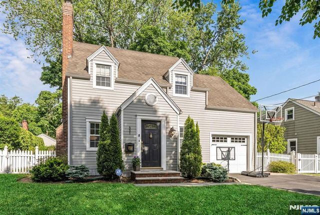451 Bogert Avenue, Ridgewood, NJ 07450