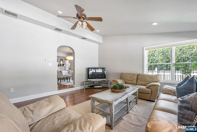 451 Bogert Avenue, Ridgewood, NJ 07450