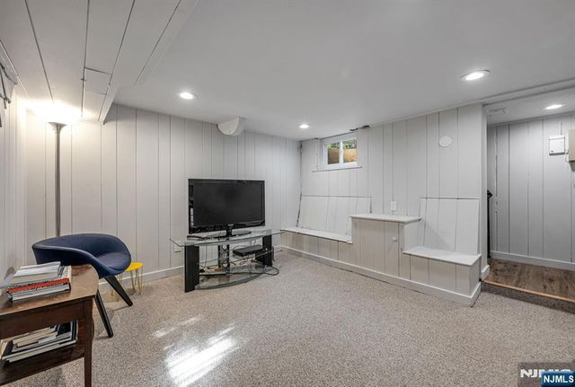 451 Bogert Avenue, Ridgewood, NJ 07450