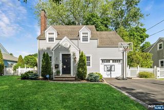 451 Bogert Avenue, Ridgewood, NJ 07450