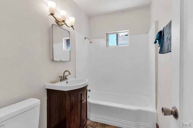 124 Lincoln Ave, Pueblo, CO 81004