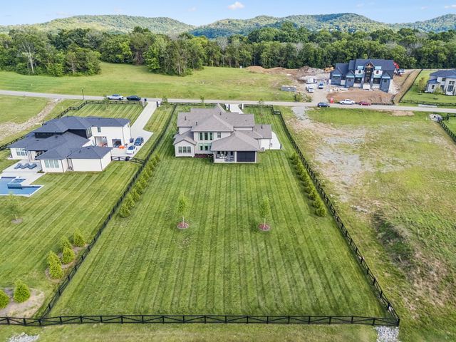 7112 Bonterra Dr, Franklin, TN 37064