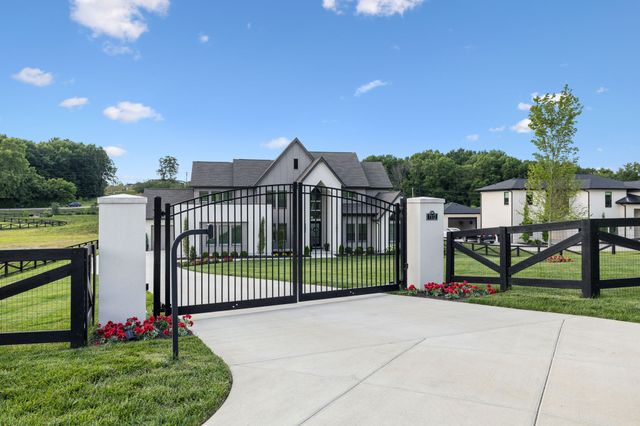 7112 Bonterra Dr, Franklin, TN 37064