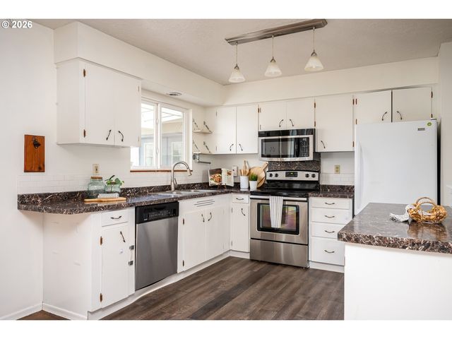 8904 Ne 45TH Ave, Vancouver, WA 98665