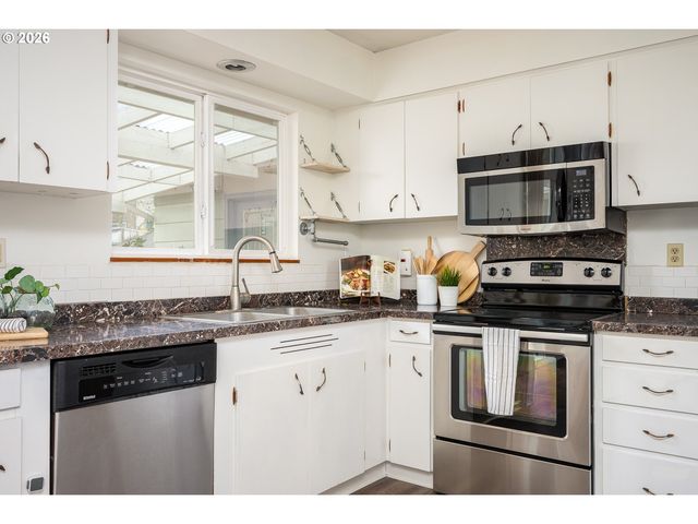 8904 Ne 45TH Ave, Vancouver, WA 98665