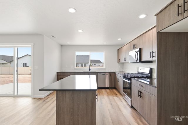 7277 W Trumbull Ct, Eagle, ID 83616