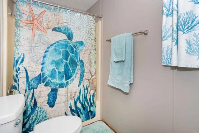 135 Beechwood, Oceanside, CA 92054