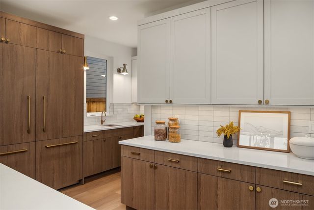 13662 NE 101st Street, Kirkland, WA 98033