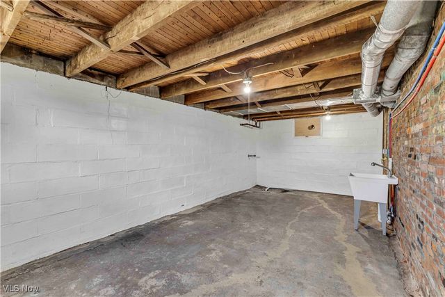 13050 Diagonal Road, Salem, OH 44460