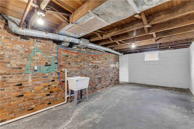 13050 Diagonal Road, Salem, OH 44460