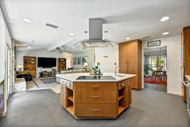 1905 Stoneridge RD, Austin, TX 78746