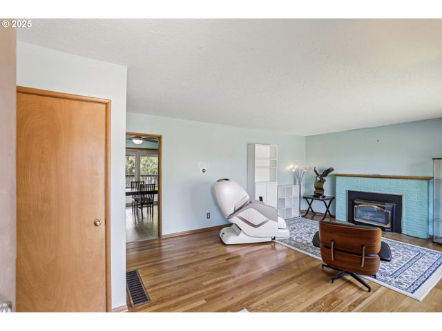 3425 Se 159TH Ave, Portland, OR 97236