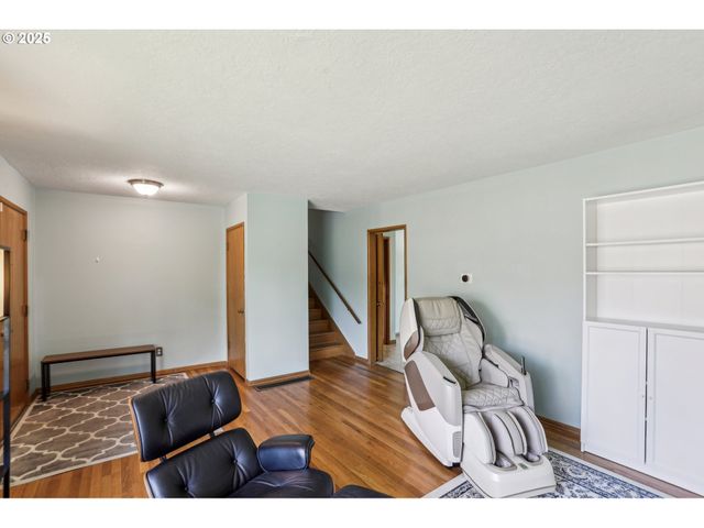 3425 Se 159TH Ave, Portland, OR 97236