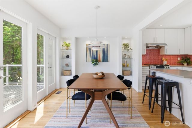 10215 Waters Avenue S, Seattle, WA 98178