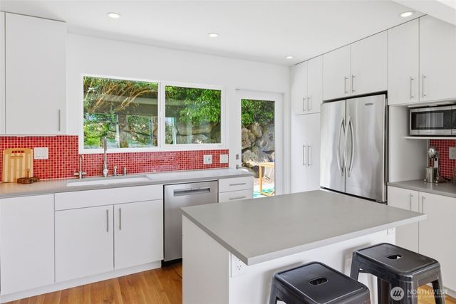 10215 Waters Avenue S, Seattle, WA 98178
