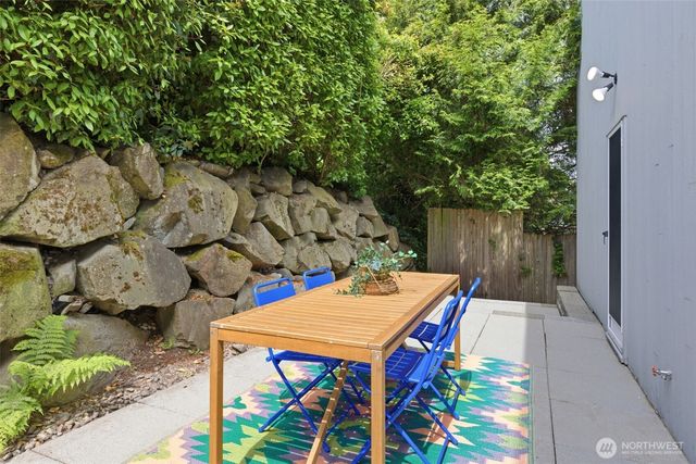 10215 Waters Avenue S, Seattle, WA 98178