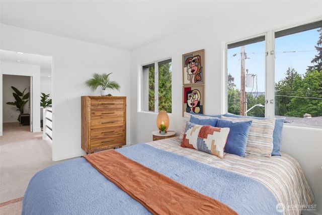 10215 Waters Avenue S, Seattle, WA 98178