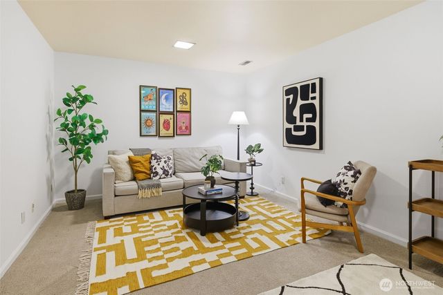 10215 Waters Avenue S, Seattle, WA 98178