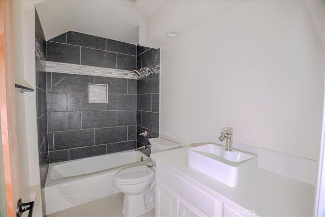 21016 Mendenhall Court, Topanga, CA 90290