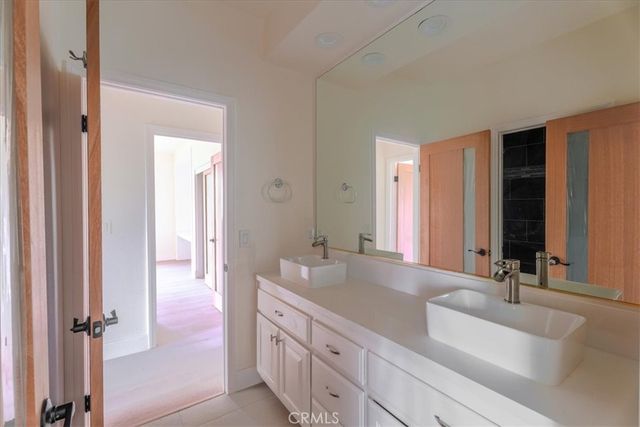 21016 Mendenhall Court, Topanga, CA 90290