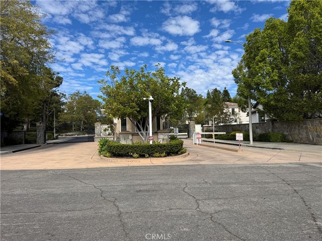 21016 Mendenhall Court, Topanga, CA 90290