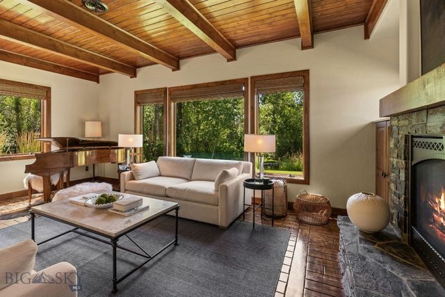 101 Milky Way Drive, Bozeman, MT 59718