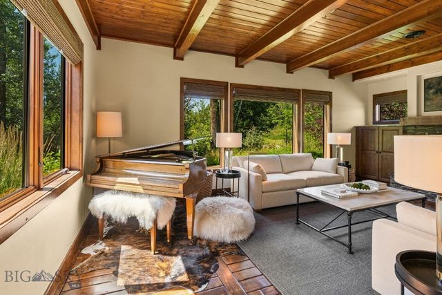 101 Milky Way Drive, Bozeman, MT 59718