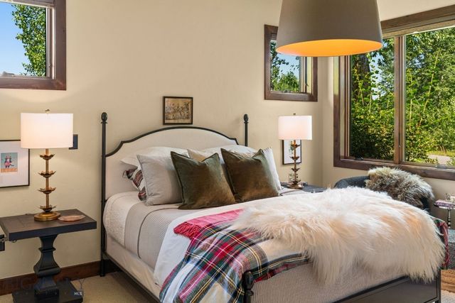 101 Milky Way Drive, Bozeman, MT 59718