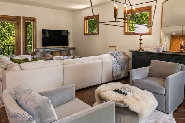 101 Milky Way Drive, Bozeman, MT 59718