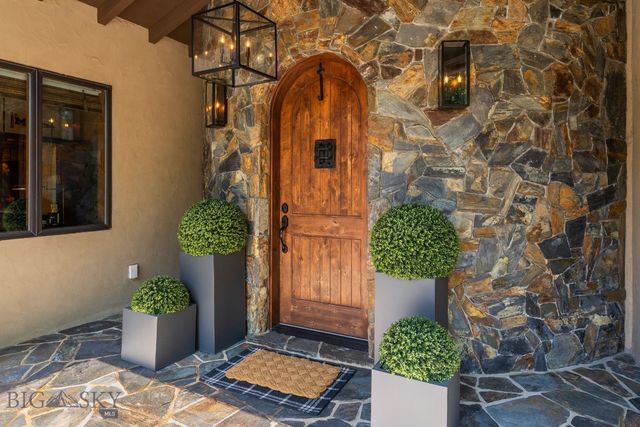 101 Milky Way Drive, Bozeman, MT 59718