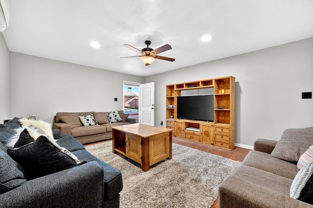 2104 S County Rd 1086, Midland, TX 79706