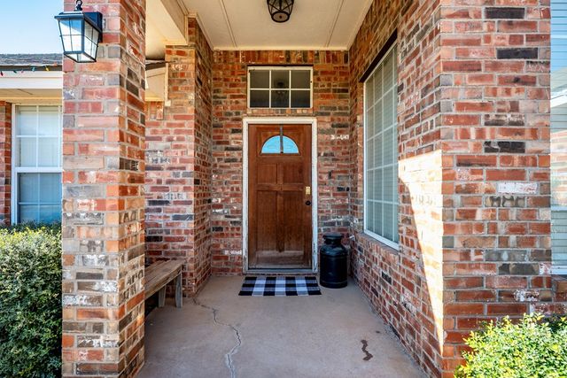 2104 S County Rd 1086, Midland, TX 79706