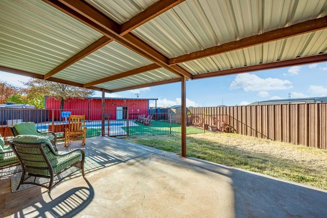 2104 S County Rd 1086, Midland, TX 79706