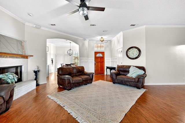 2104 S County Rd 1086, Midland, TX 79706