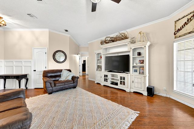 2104 S County Rd 1086, Midland, TX 79706