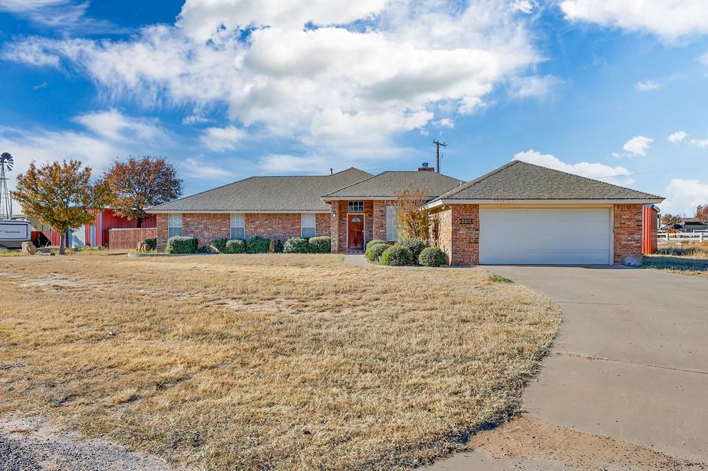 2104 S County Rd 1086, Midland, TX 79706