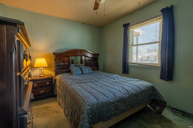 921 Geyer Avenue, Mishawaka, IN 46544