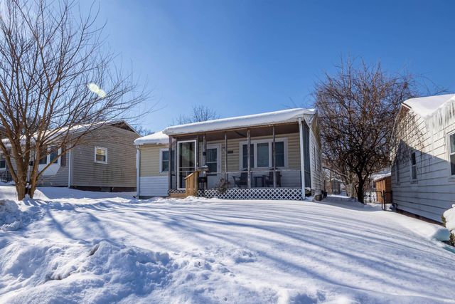 921 Geyer Avenue, Mishawaka, IN 46544